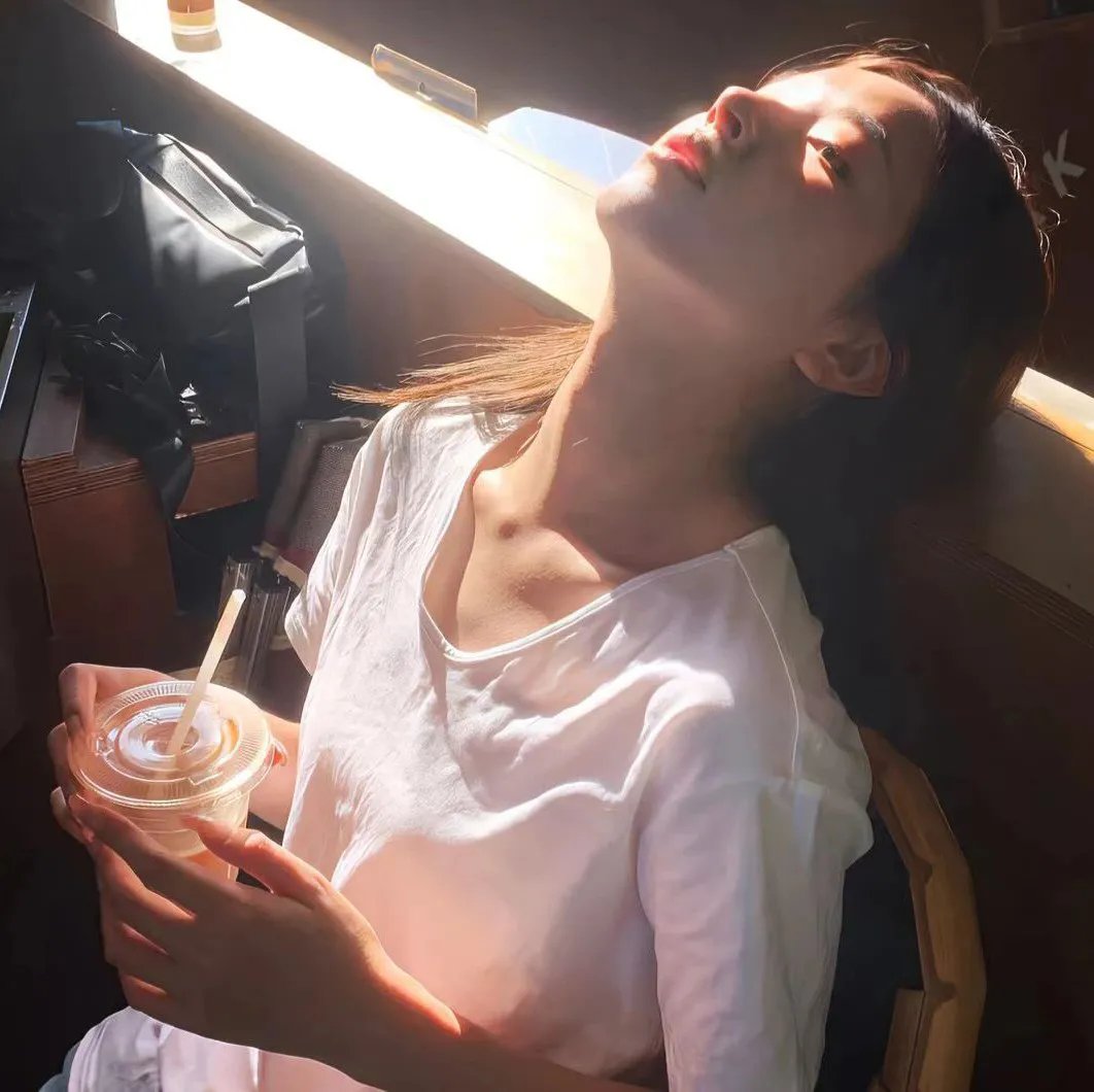另一个佐伊
